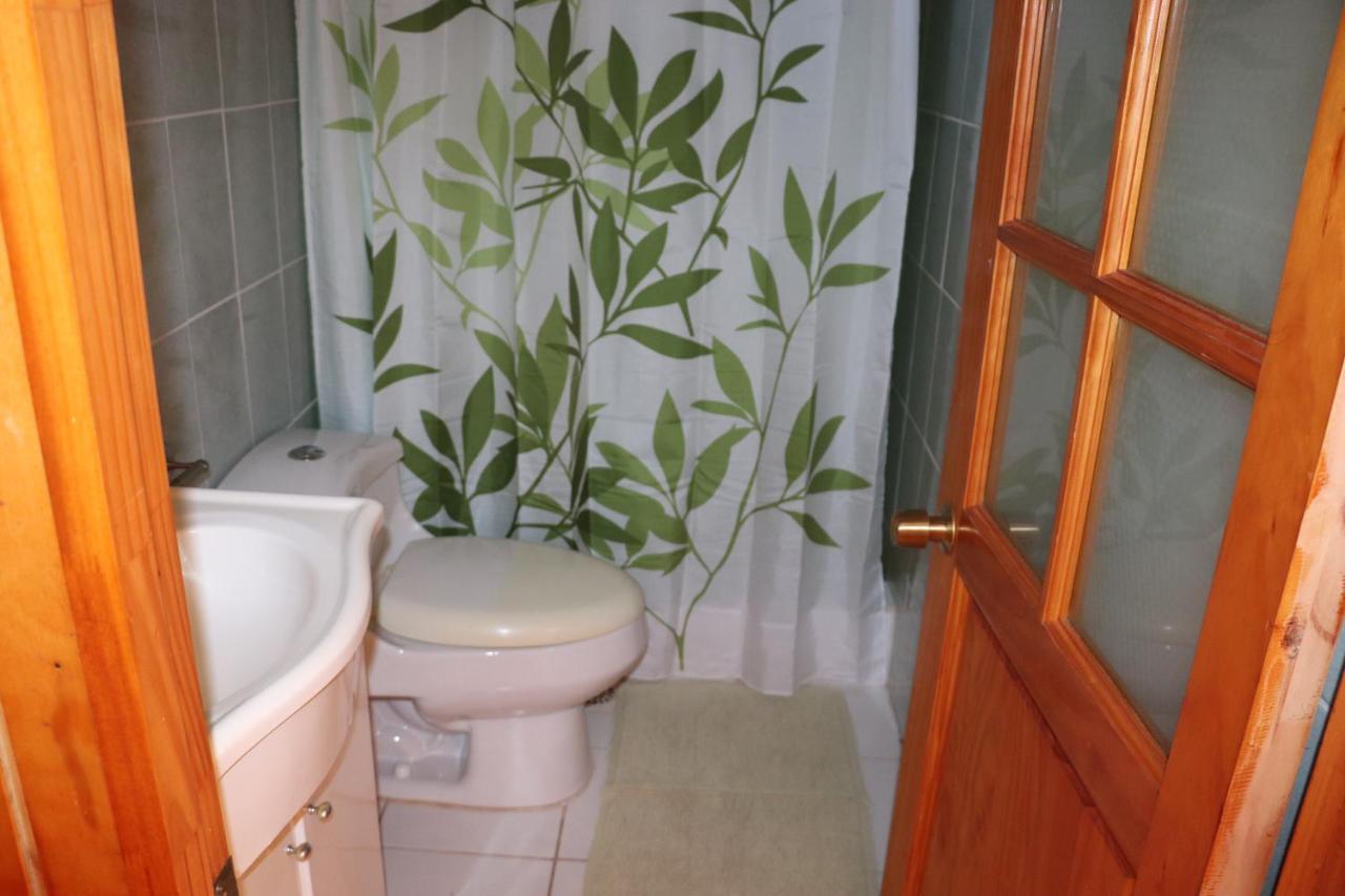 Hostal Avareipua Hanga Roa Bagian luar foto